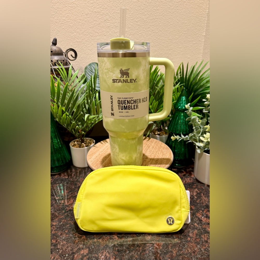 LAST ONE! Lululemon Everywhere Belt extended waistband (NWT) 🌼🍋 Daisy Glow - Picture 6 of 11